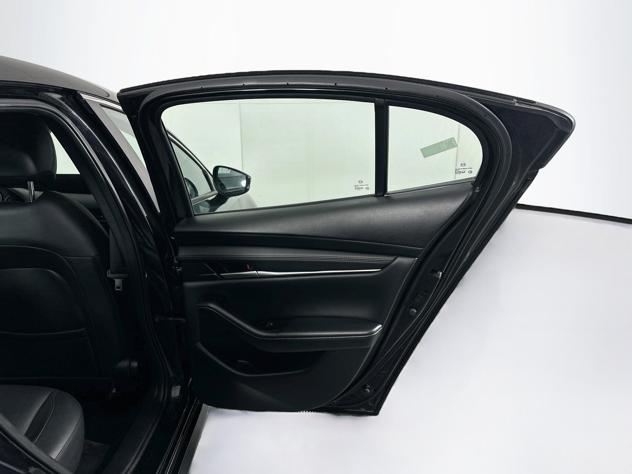 Used 2025 MAZDA MAZDA3 s FWD image 28