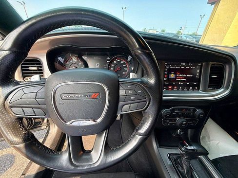 Used 2022 Dodge Charger R/T w/ Plus Group RWD image 12