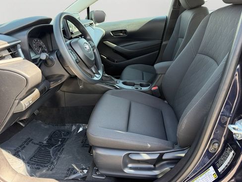Used 2024 Toyota Corolla LE FWD image 16