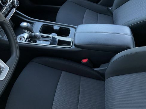 Used 2025 Nissan Sentra SV image 33