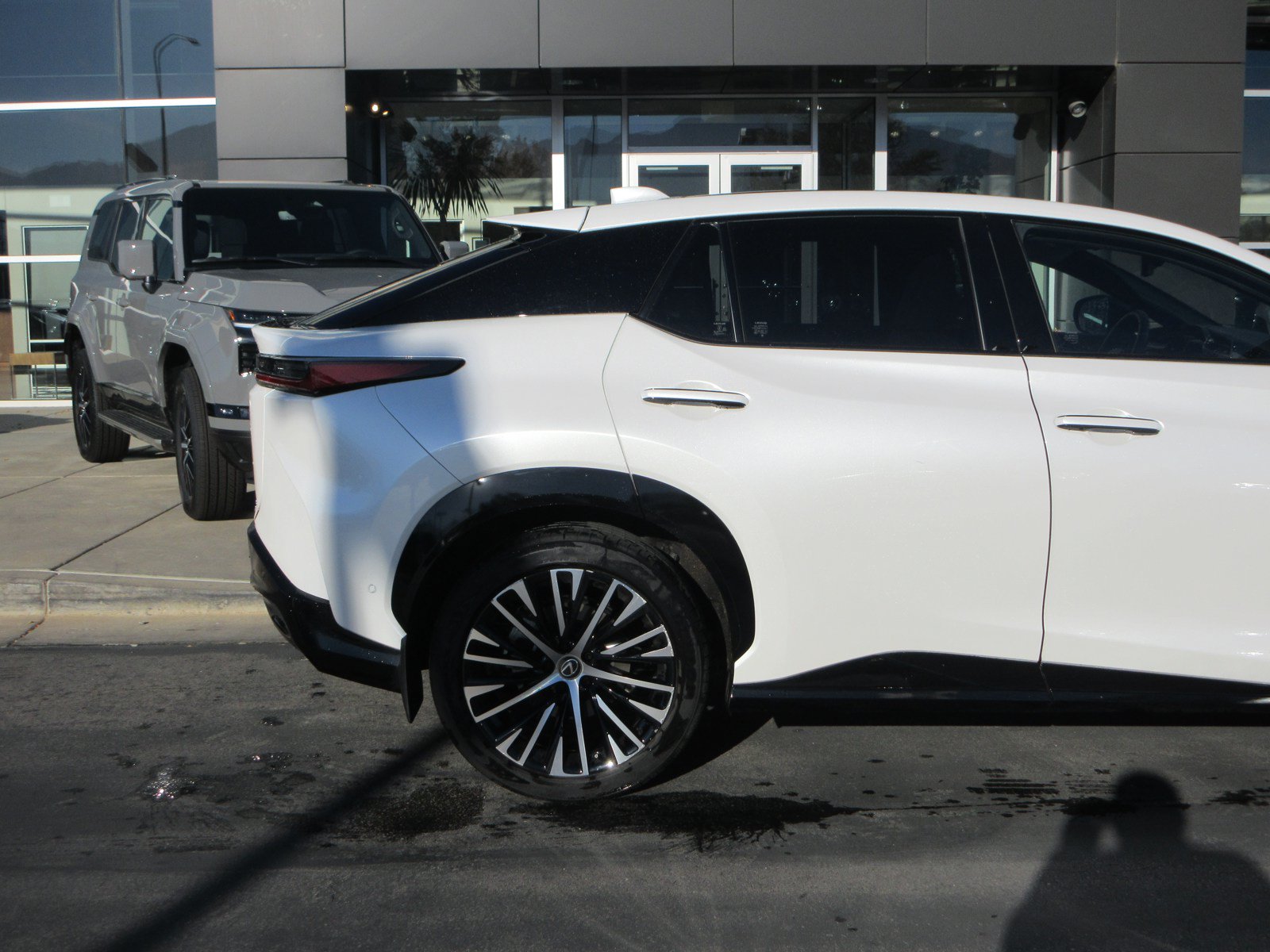 Used 2023 Lexus RZ 450e Premium w/ Accessory Package (Z1) AWD/4WD image 10