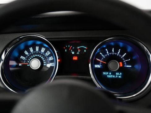 Used 2012 Ford Mustang Coupe image 15