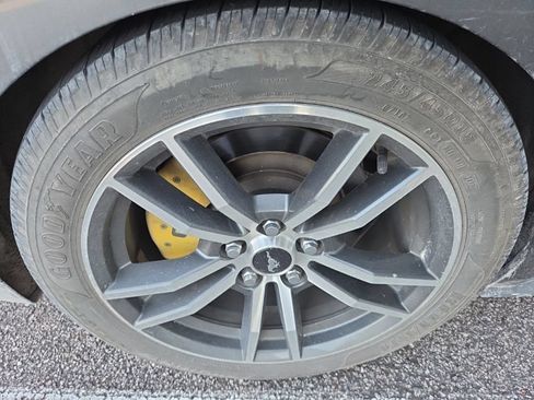 Used 2016 Ford Mustang GT RWD image 10