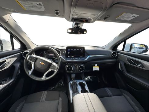 Certified 2025 Chevrolet Blazer LT image 27