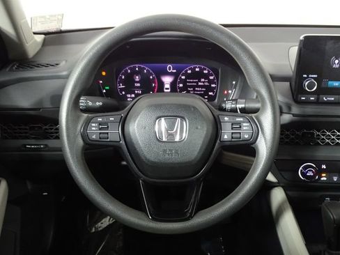 Used 2025 Honda Accord LX image 21