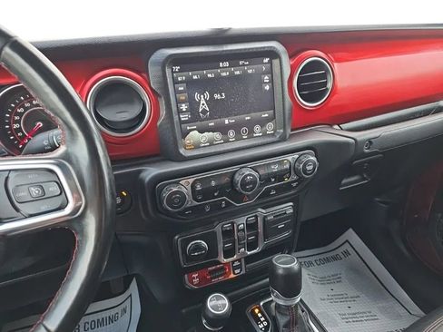 Used 2021 Jeep Gladiator Rubicon AWD/4WD image 22