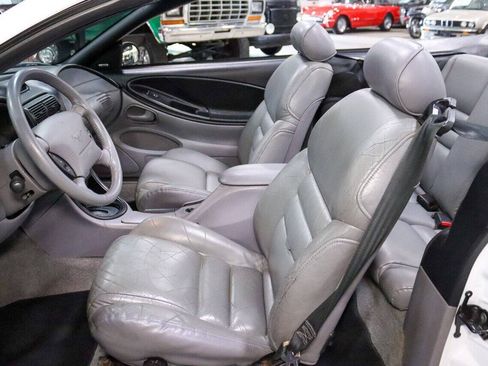 Used 1995 Ford Mustang GT RWD image 26