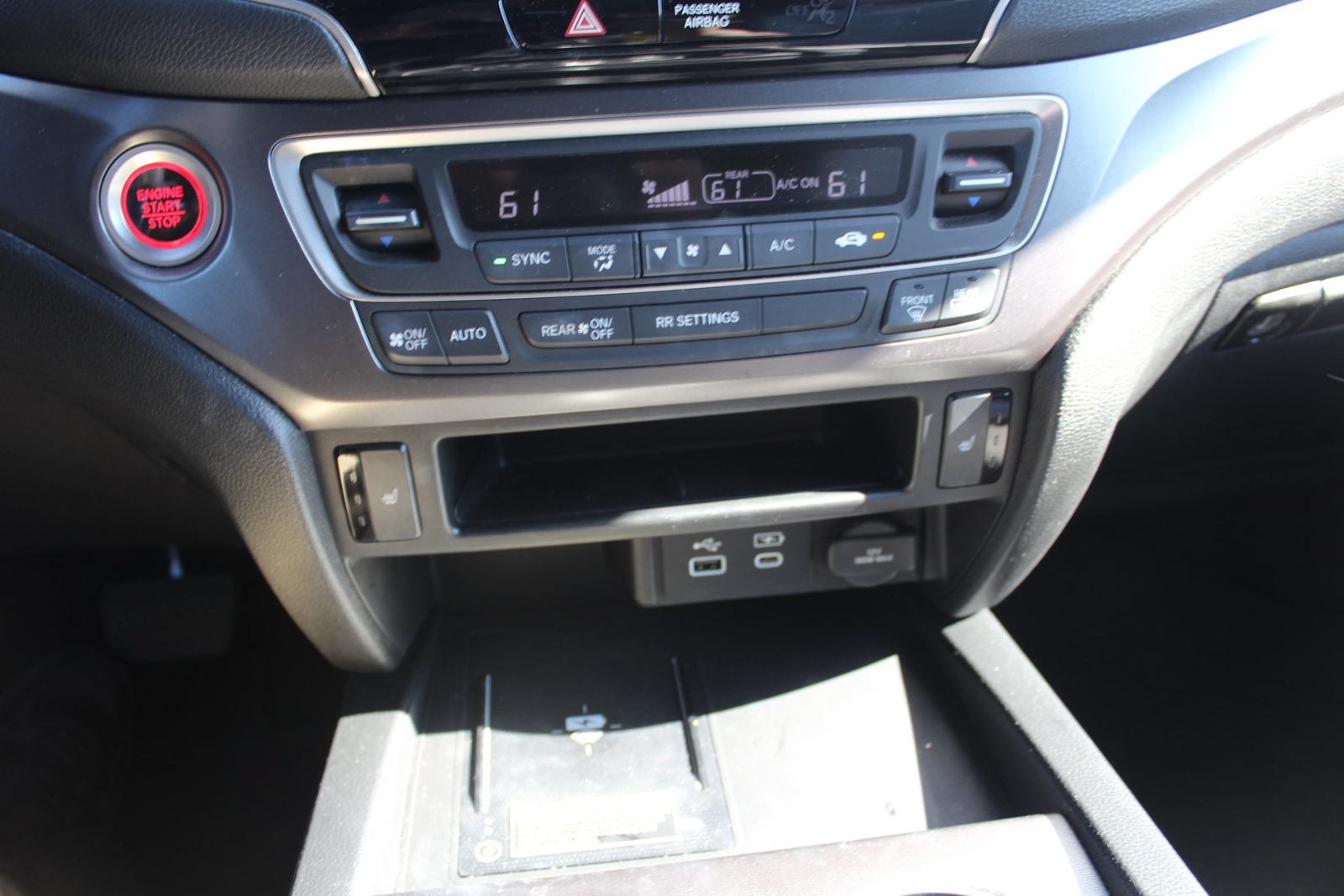 Used 2024 Honda Passport EX-L image 12