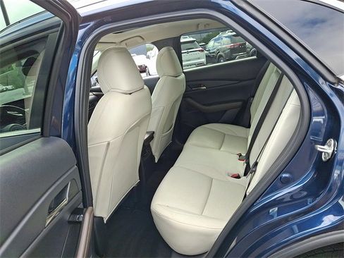 Used 2022 MAZDA CX-30 2.5 Turbo w/ Premium Plus Pkg image 11