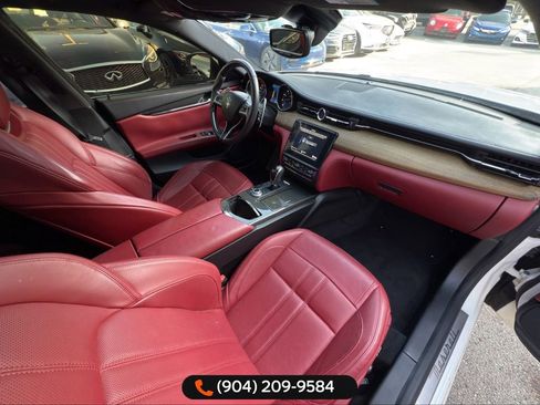 Used 2018 Maserati Quattroporte S GranSport image 25