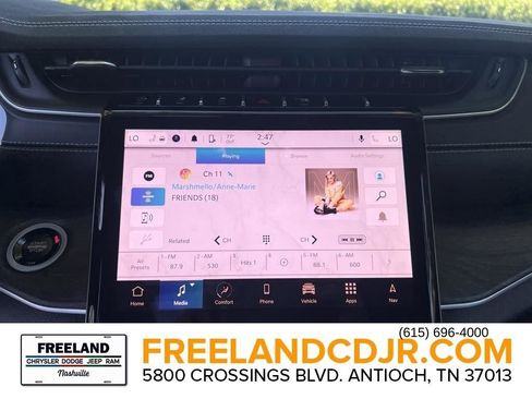 New 2025 Jeep Grand Cherokee Limited w/ Luxury Tech Group II image 25