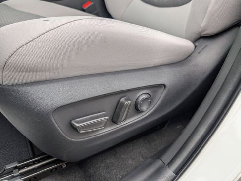 New 2025 Toyota RAV4 XLE w/ Convenience Package image 10