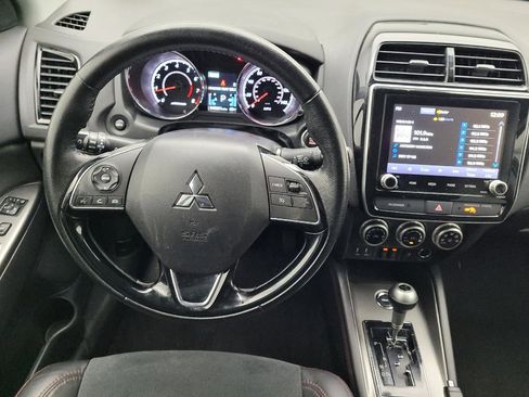 Used 2023 Mitsubishi Outlander Sport ES image 22