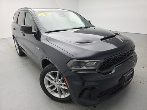Used 2025 Dodge Durango R/T AWD/4WD image 3
