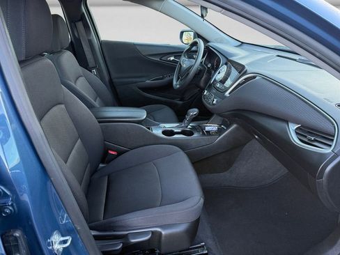 Used 2024 Chevrolet Malibu LT image 15