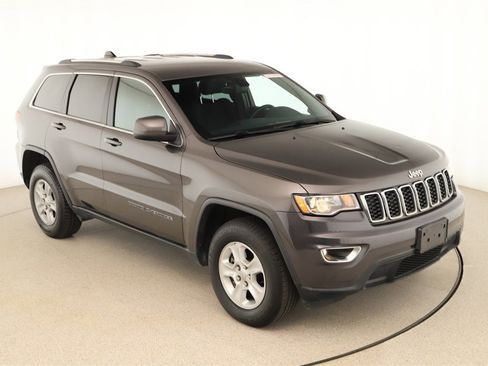 Used 2017 Jeep Grand Cherokee Laredo w/ Quick Order Package 23E image 33
