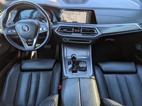 Used 2022 BMW X5 xDrive40i w/ Premium Package image 16