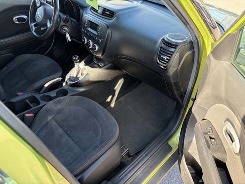 Used 2015 Kia Soul image 12
