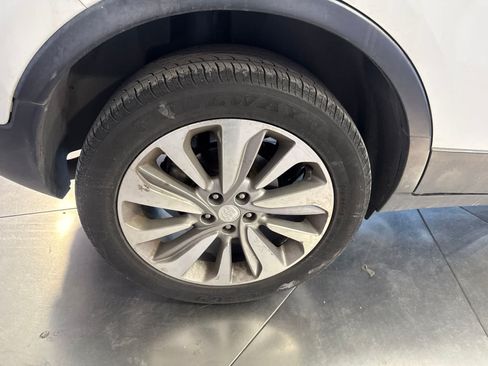 Used 2019 Buick Encore Preferred AWD/4WD image 13