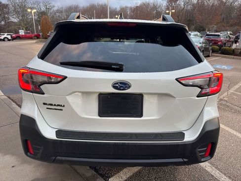 Used 2022 Subaru Outback Onyx Edition XT image 3