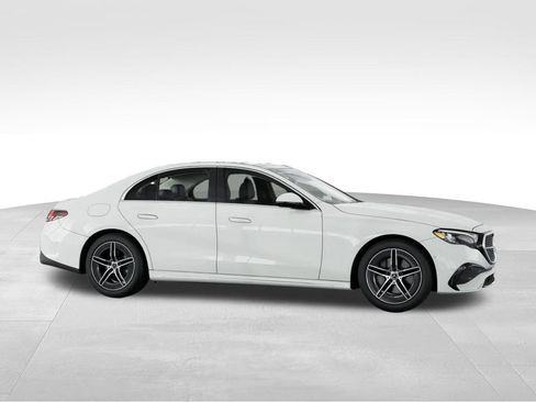 New 2026 Mercedes-Benz E 350 4MATIC Sedan image 14