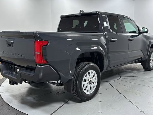 Certified 2024 Toyota Tacoma SR image 5
