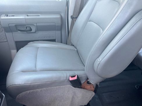 Used 2011 Ford E-350 and Econoline 350 XL w/ PWR Windows & Locks Group image 15