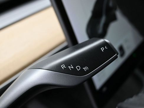 Used 2021 Tesla Model 3 Long Range image 18