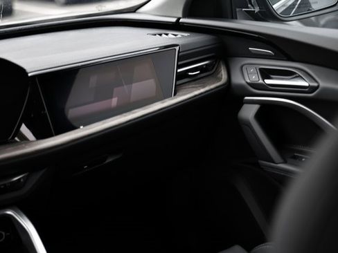 New 2025 Audi Q5 Prestige image 40