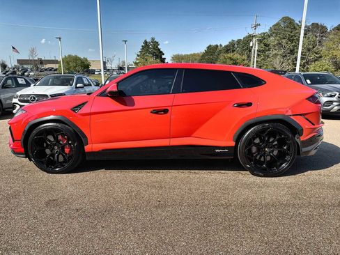 Used 2024 Lamborghini Urus Performante image 5