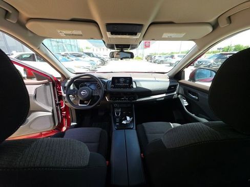 Used 2023 Nissan Rogue SV image 25