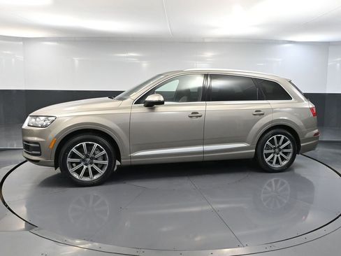 Used 2017 Audi Q7 3.0T Premium Plus image 10