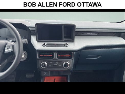Used 2023 Ford Maverick XLT FWD image 16