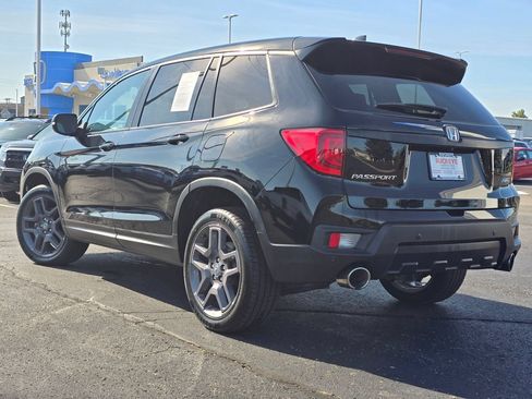 Used 2023 Honda Passport EX-L image 6