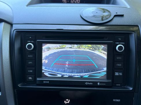 Used 2017 Toyota Sequoia Platinum AWD/4WD image 17