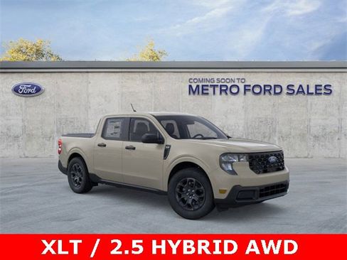 New 2025 Ford Maverick XLT w/ Equipment Group 301A image 28