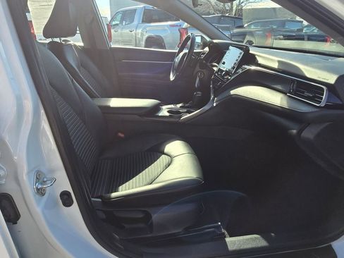 Certified 2023 Toyota Camry SE image 11
