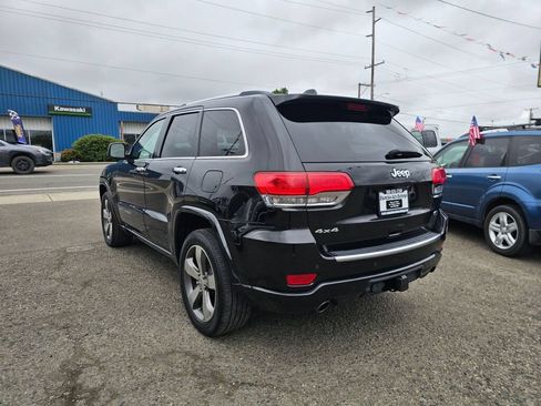 Used 2014 Jeep Grand Cherokee Overland w/ Advanced Technology Group AWD/4WD image 5