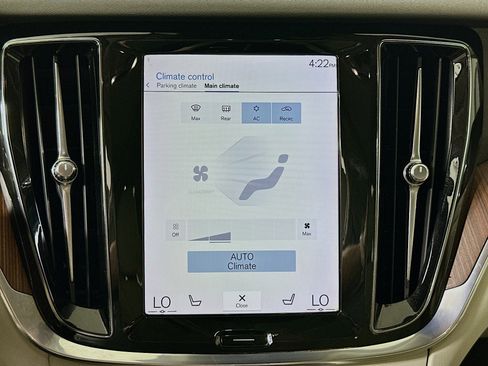 Used 2020 Volvo S60 T6 Momentum image 23