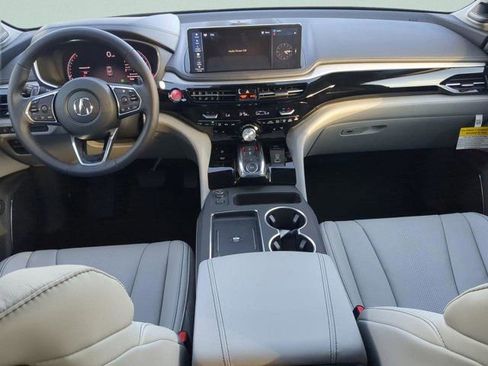 Used 2025 Acura MDX FWD w/ Technology Package image 12