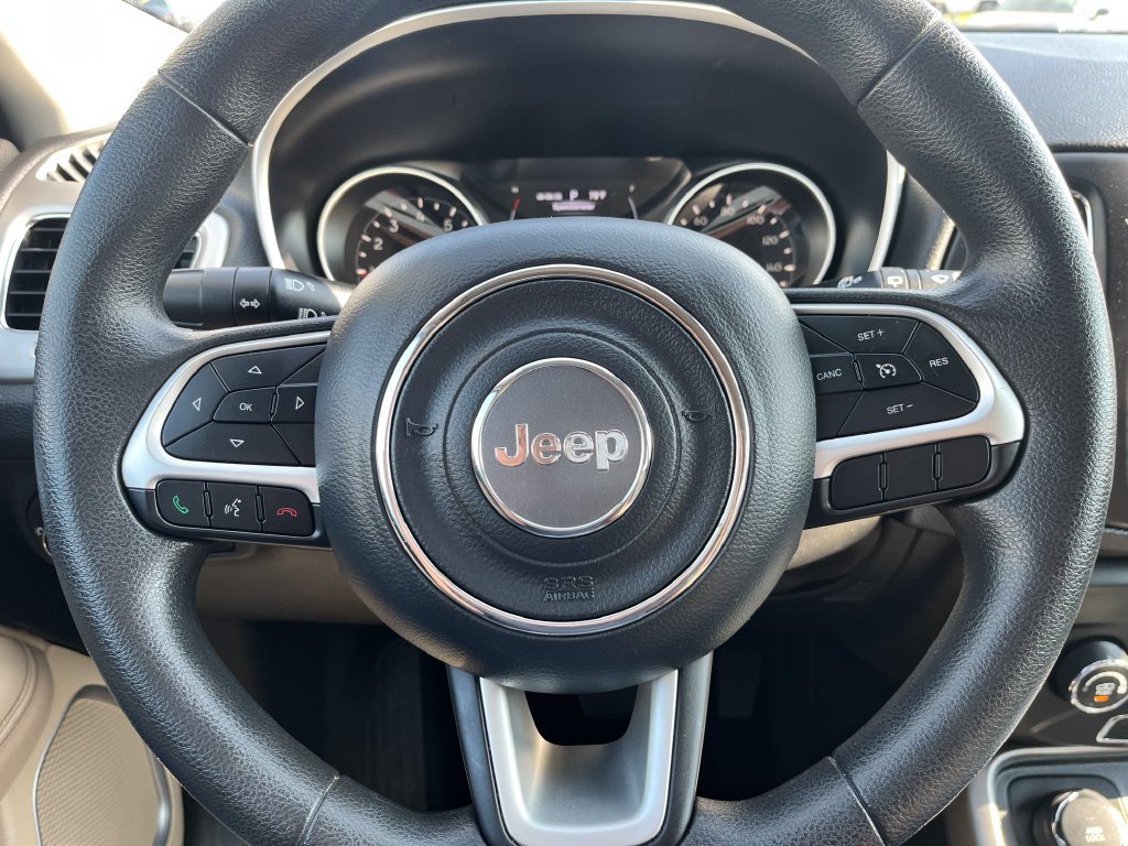 Used 2018 Jeep Compass Sport AWD/4WD image 12