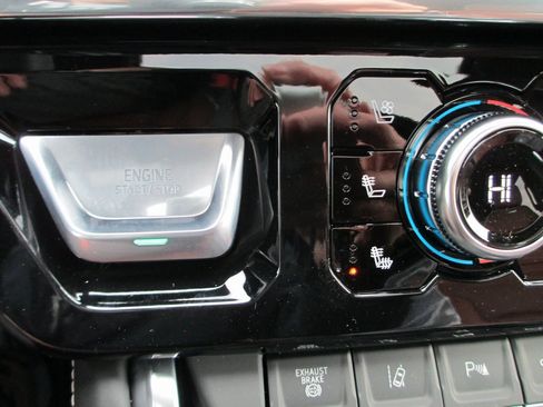 New 2026 GMC Sierra 2500 Denali Ultimate image 23