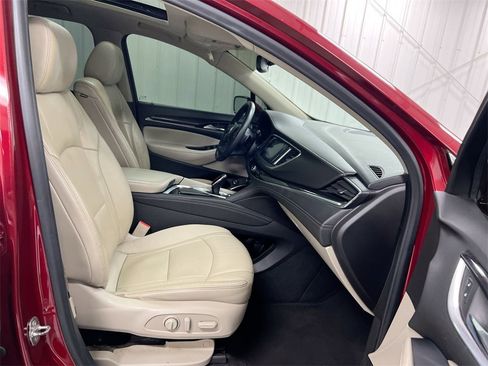 Used 2019 Buick Enclave Essence image 22