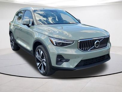 Certified 2024 Volvo XC40 B5 Plus w/ Protection Package