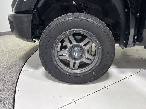 Used 2014 Toyota Tundra SR image 2