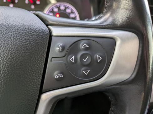 Used 2021 GMC Acadia SLT image 26