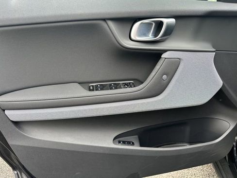 Certified 2023 Polestar Polestar 2 Long Range Dual Motor w/ Pilot Pack image 14