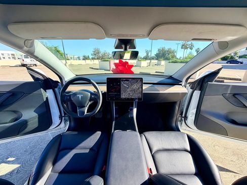 Used 2021 Tesla Model Y 2WD image 26