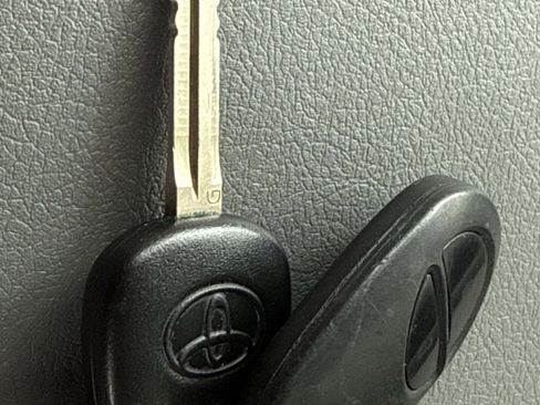 Used 2013 Toyota Tundra 4x4 Double Cab w/ Tow Pkg image 30