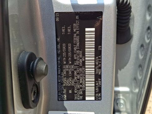 Used 2023 Toyota Highlander Platinum AWD/4WD image 26